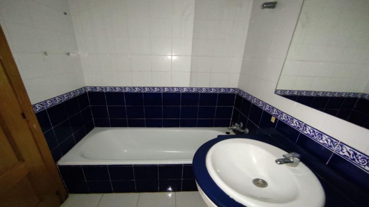 For sale of apartment in Estepona