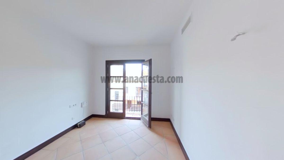 For sale of house in Benahavís