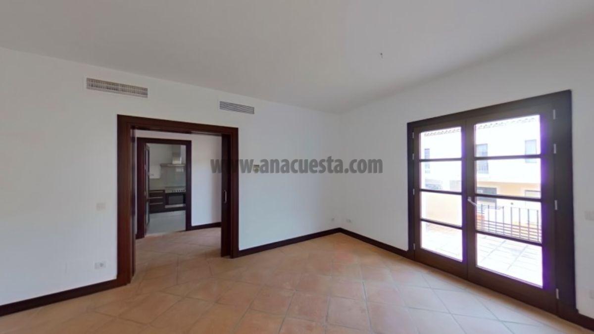 For sale of house in Benahavís