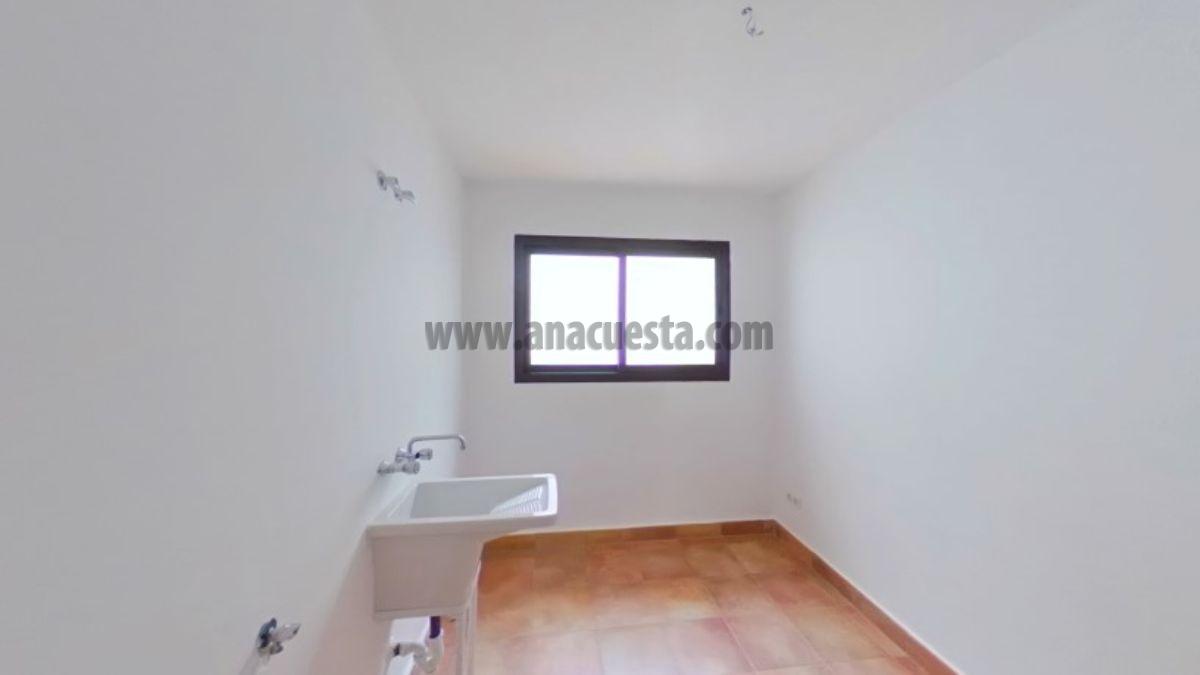 For sale of house in Benahavís