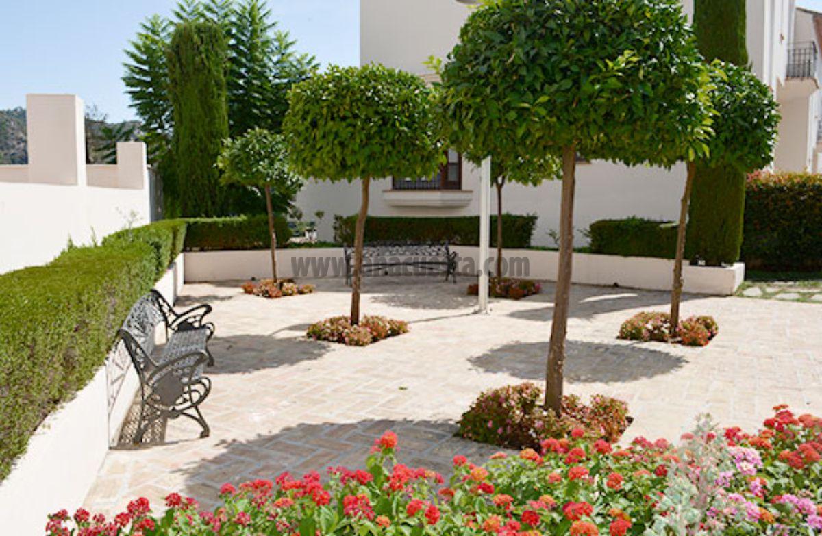 For sale of house in Benahavís