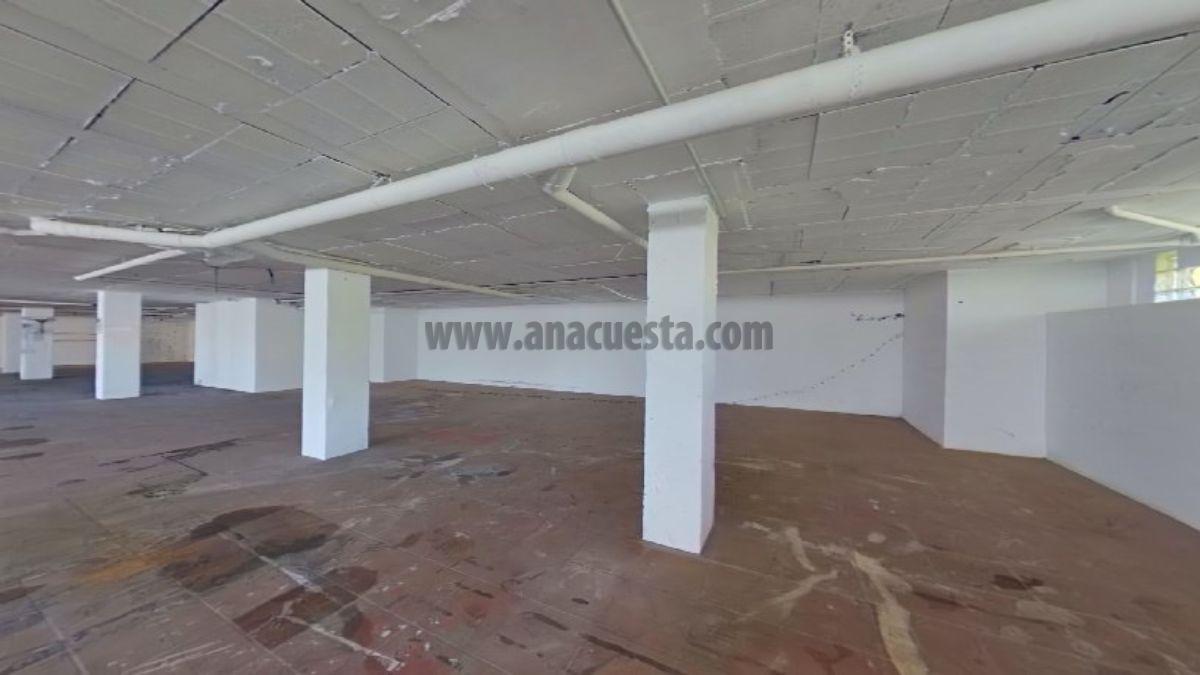For sale of commercial in Casares