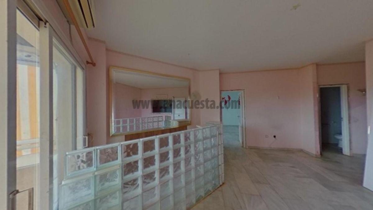 For sale of apartment in Estepona