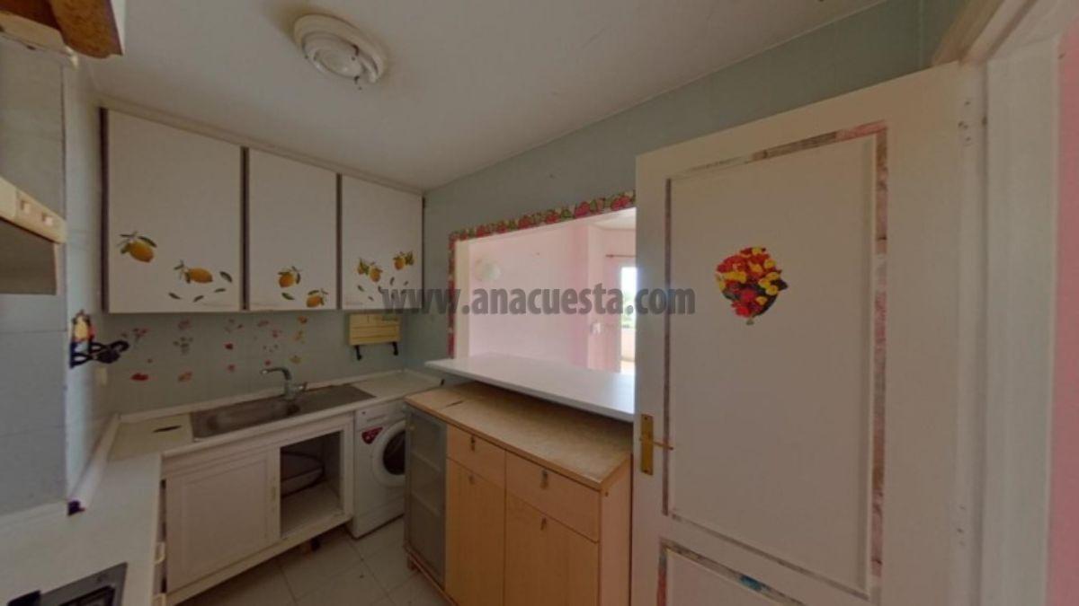 For sale of apartment in Estepona