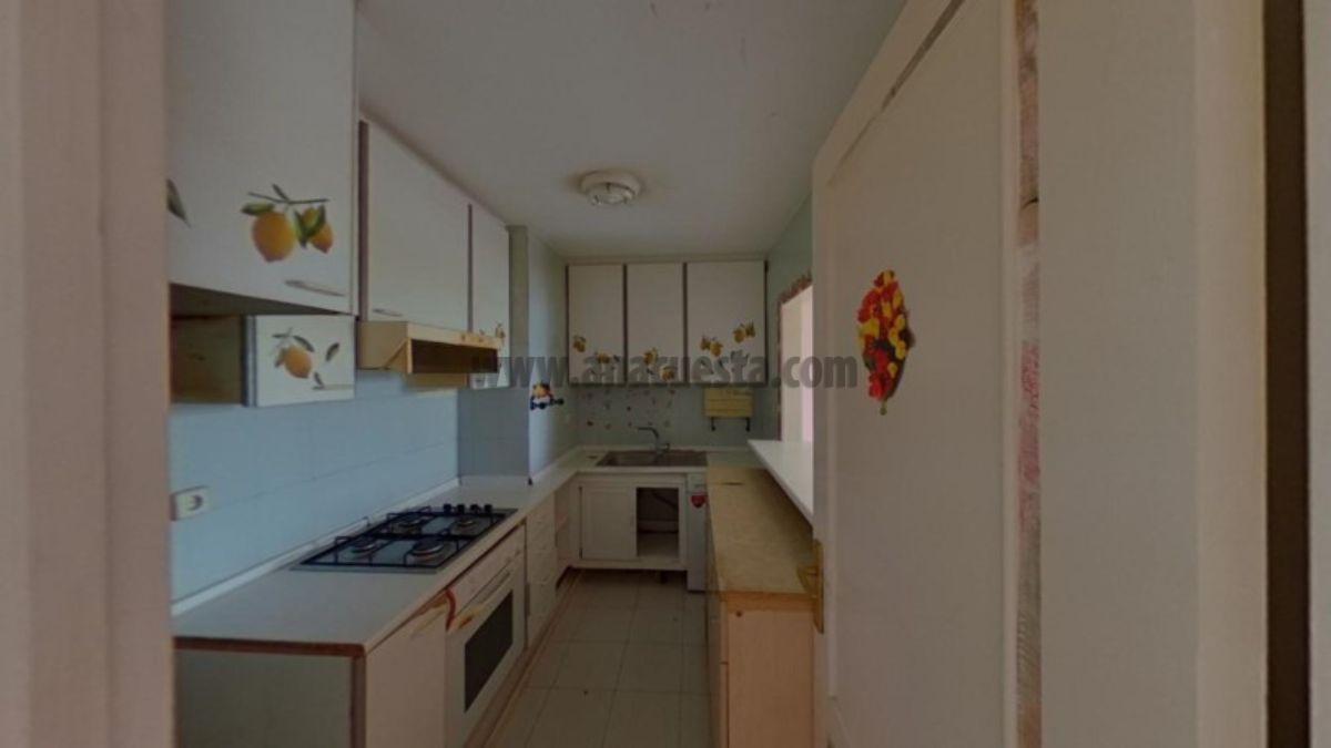 For sale of apartment in Estepona