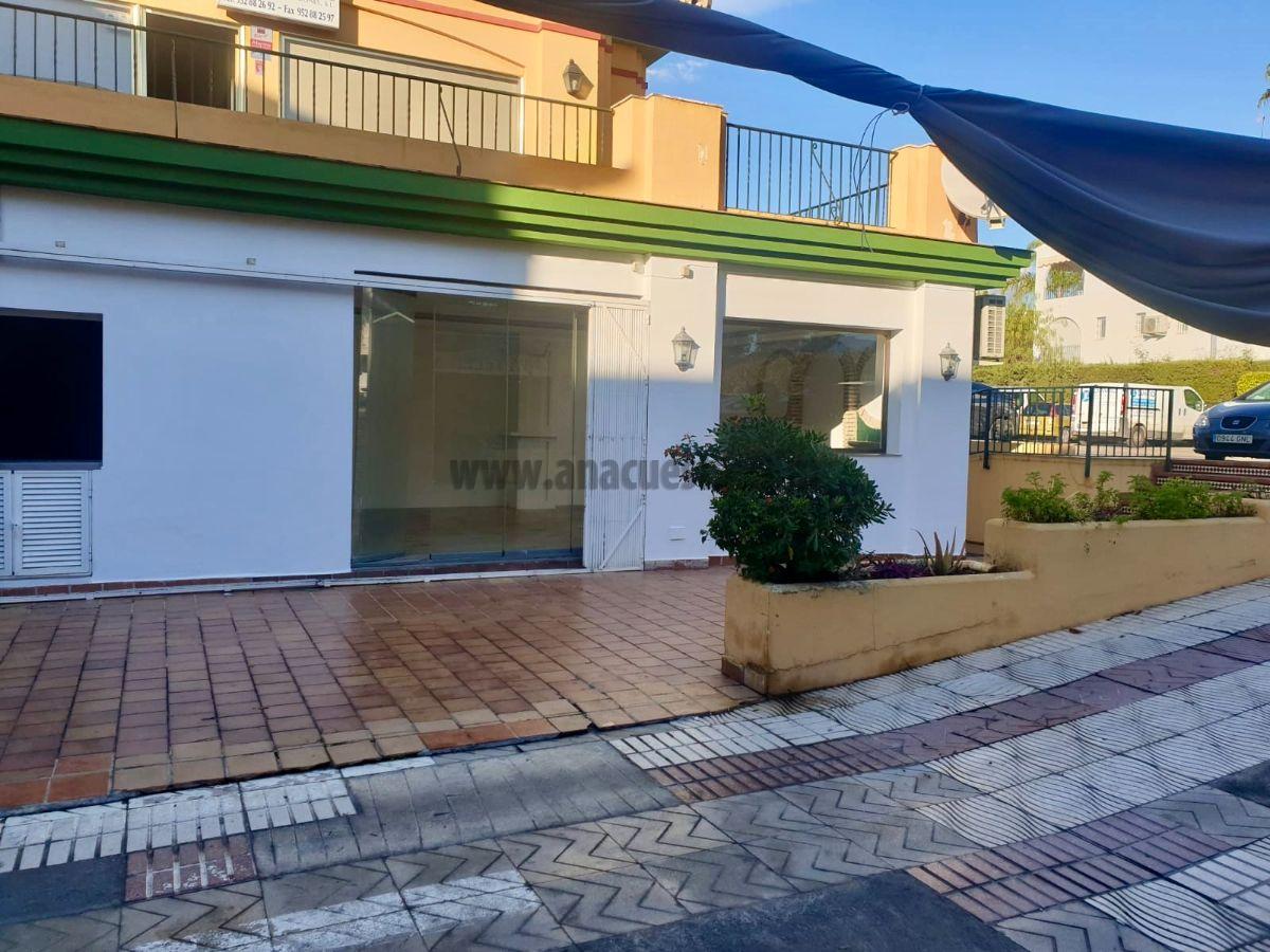 Vente de local commercial dans Estepona