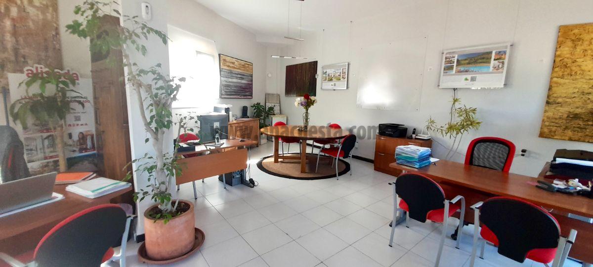 Alquiler de local comercial en Estepona