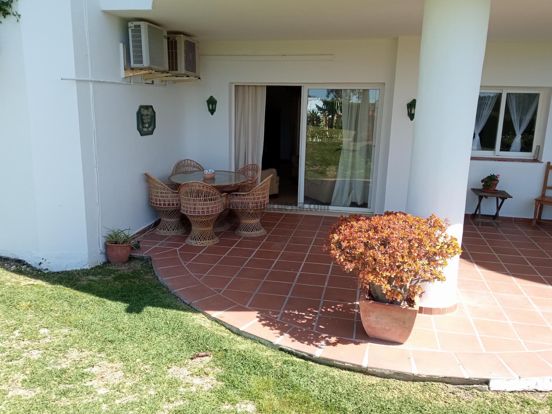 For sale of apartment in Estepona