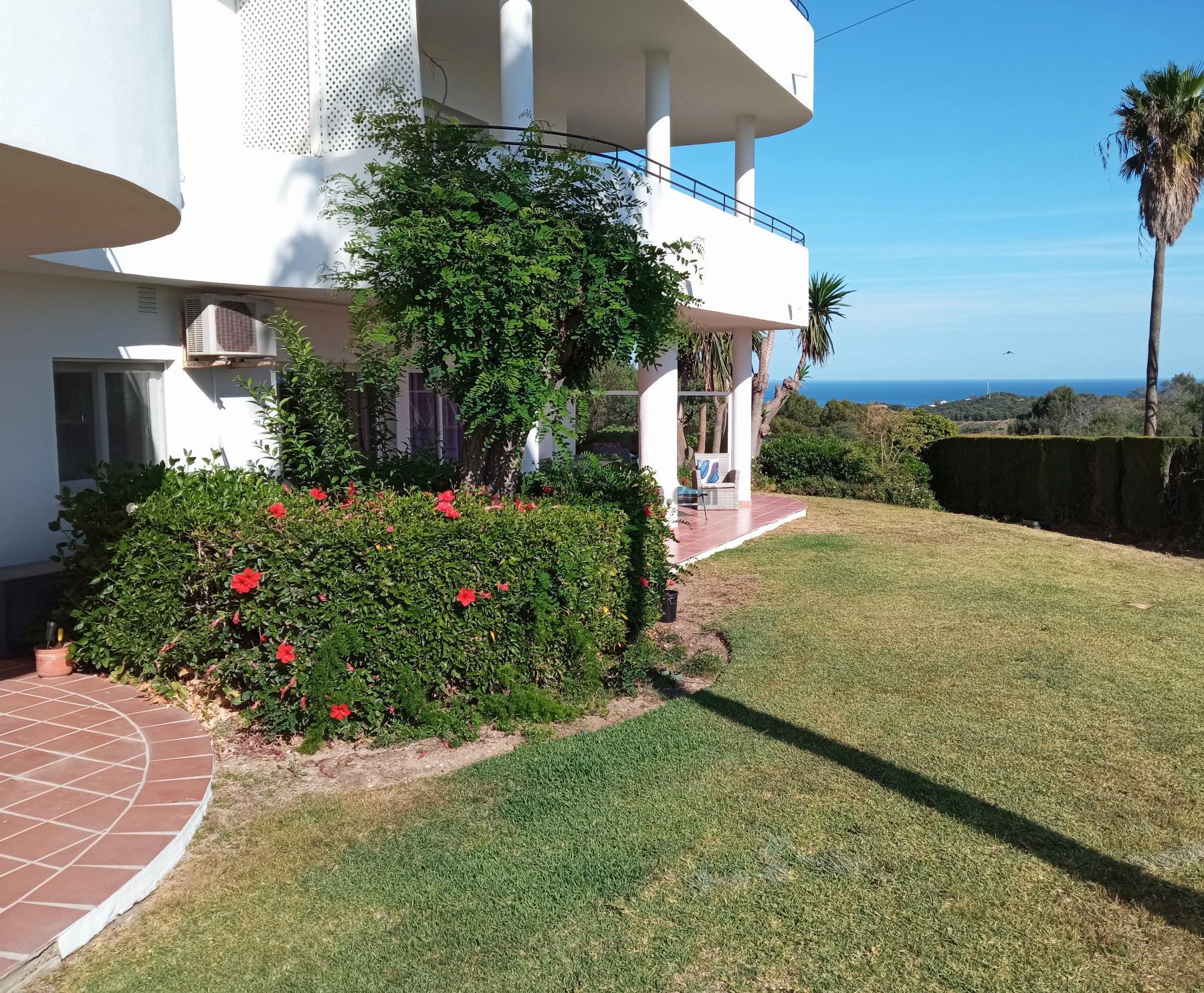 For sale of apartment in Estepona