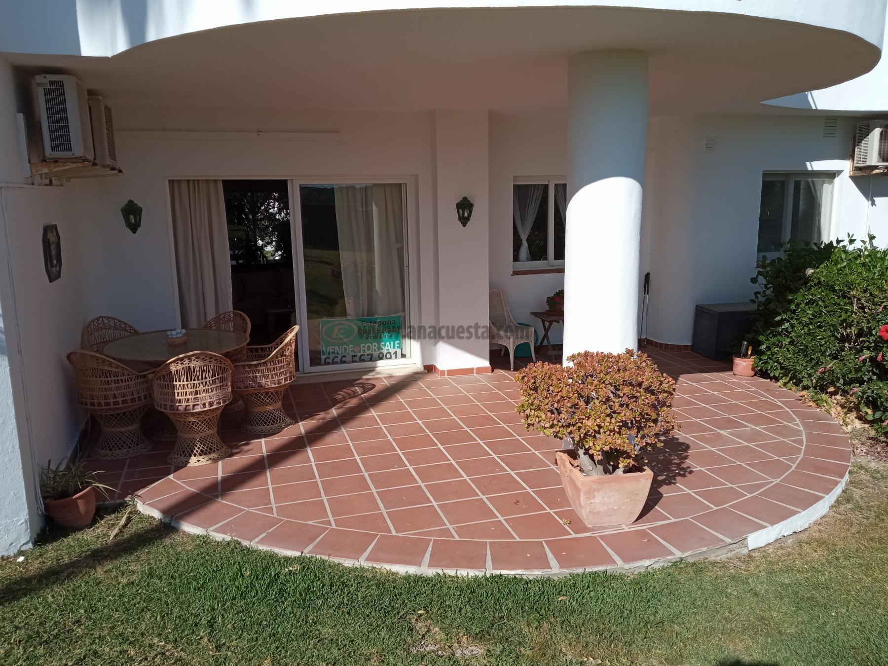 For sale of apartment in Estepona