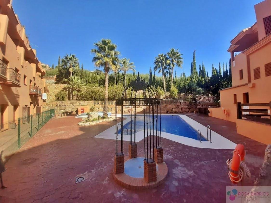 For sale of apartment in Estepona