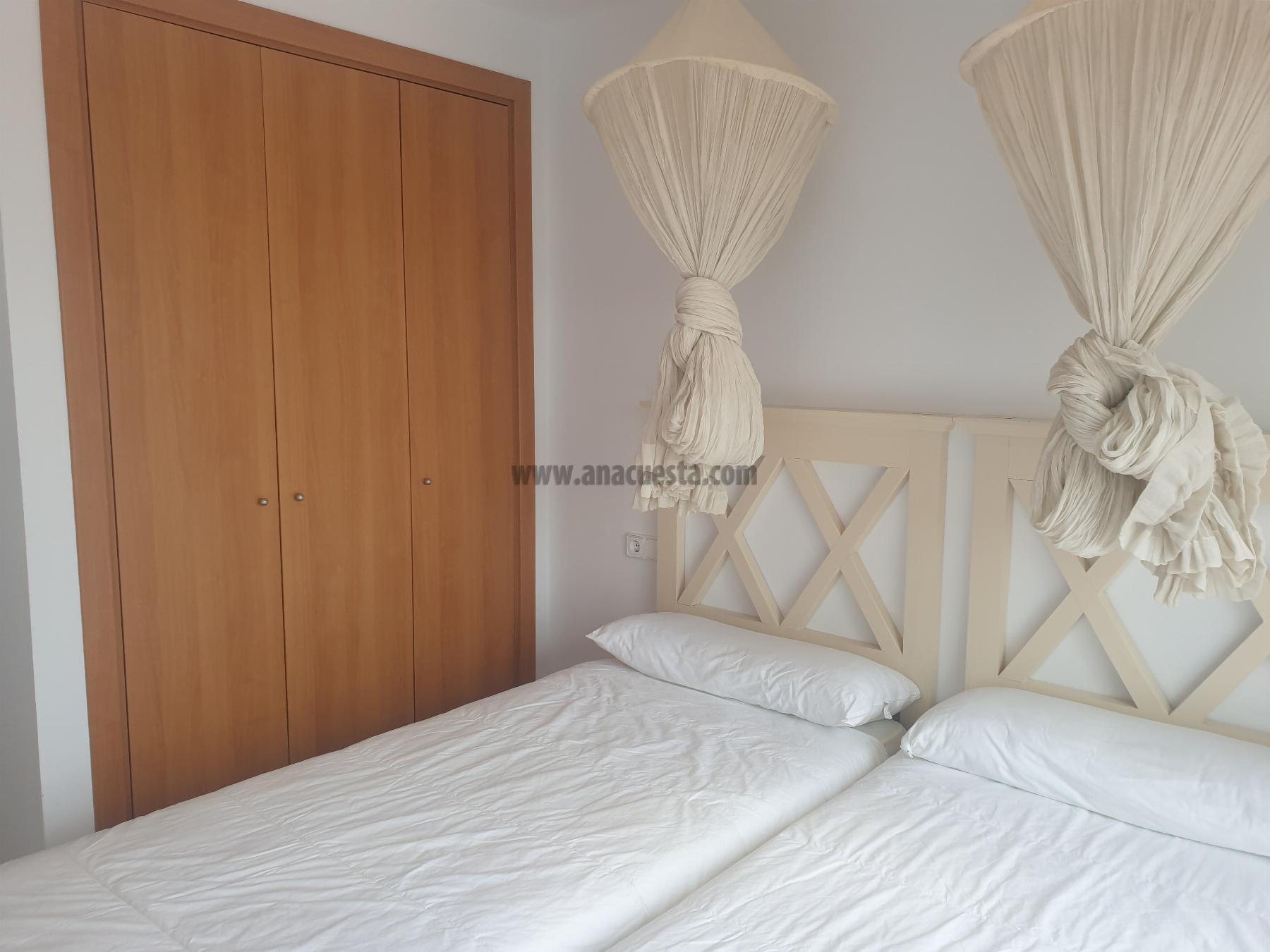 Venta de apartamento en San Luis de Sabinillas