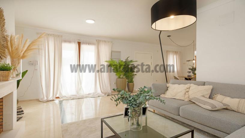 For sale of house in Casares