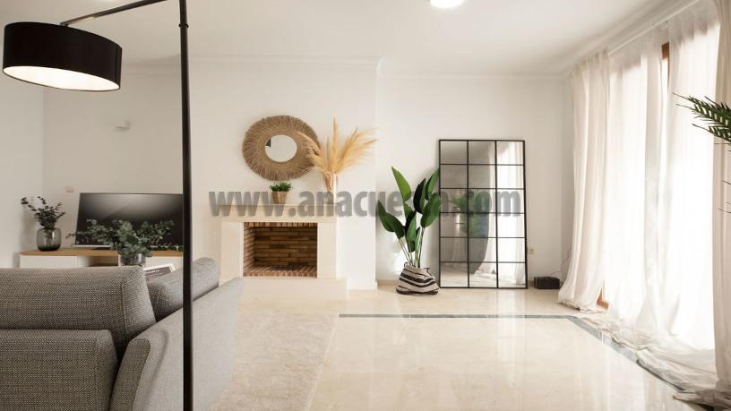 For sale of house in Casares