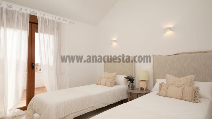 For sale of house in Casares