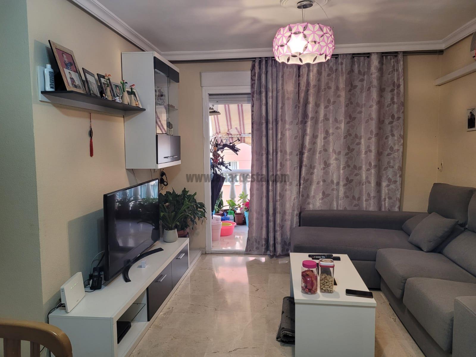 For sale of apartment in Marbella