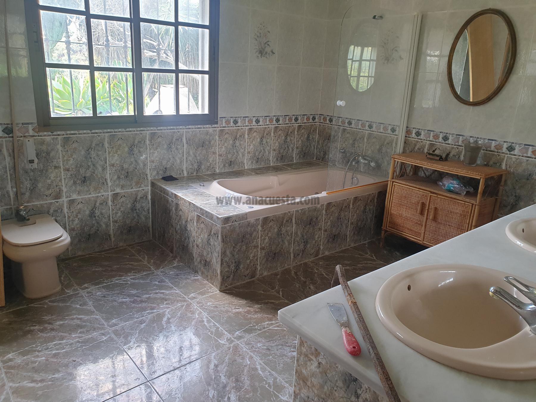 Venta de  en Estepona