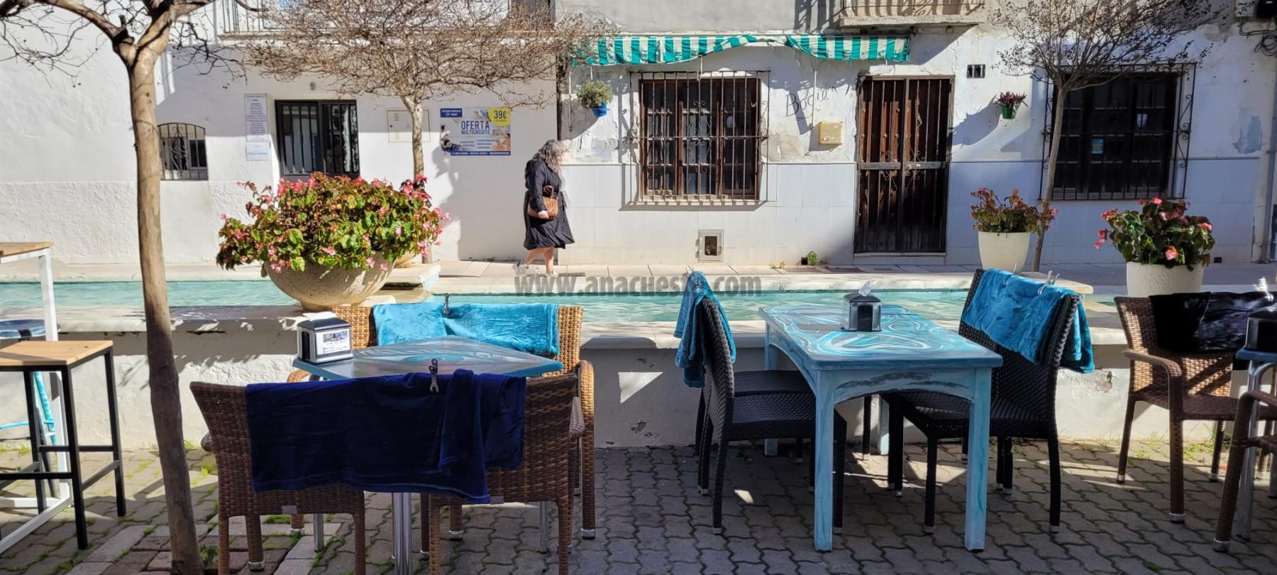 For share of commercial in Estepona