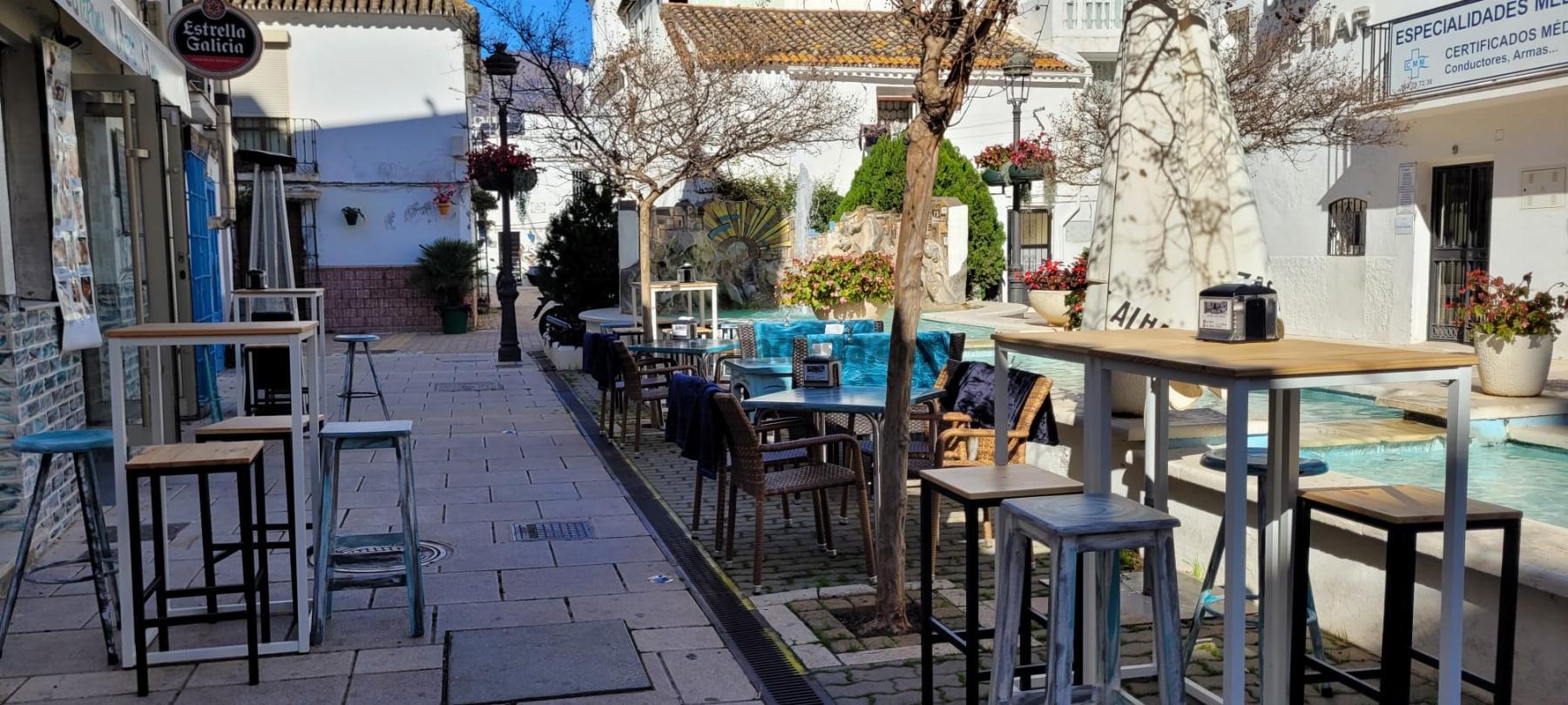 For share of commercial in Estepona