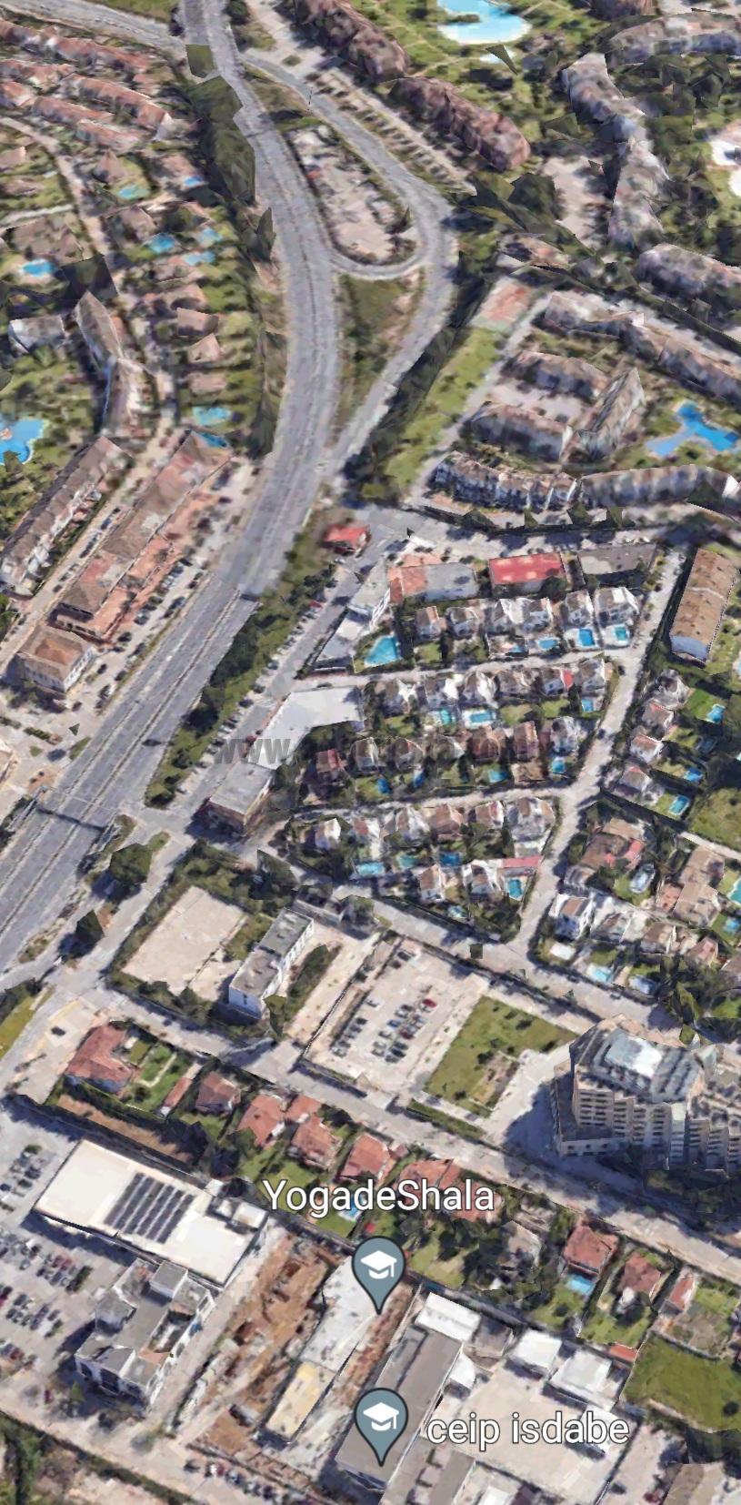 Alquiler de local comercial en Estepona