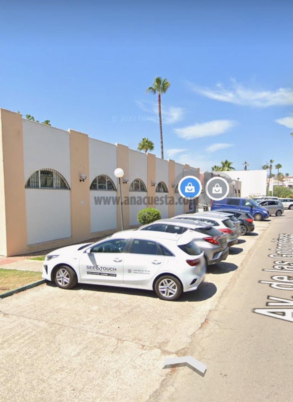 Venta de local comercial en Estepona