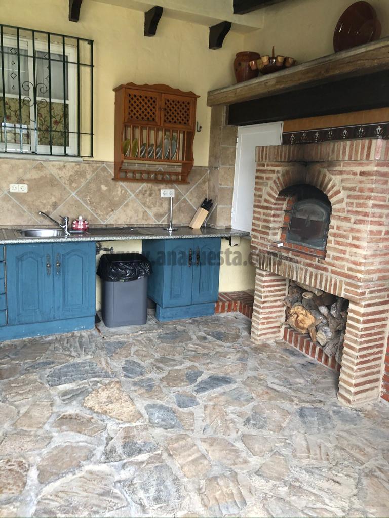 For sale of recreation property in Estepona