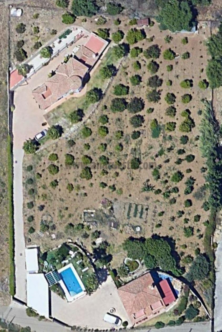 Venta de finca rústica en Estepona