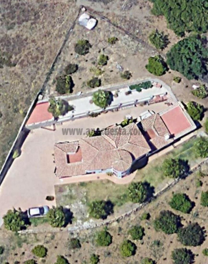 Venta de finca rústica en Estepona