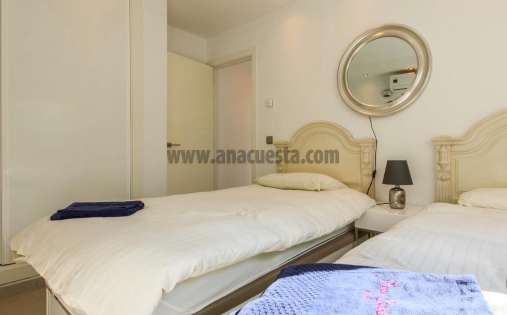 For sale of house in Estepona