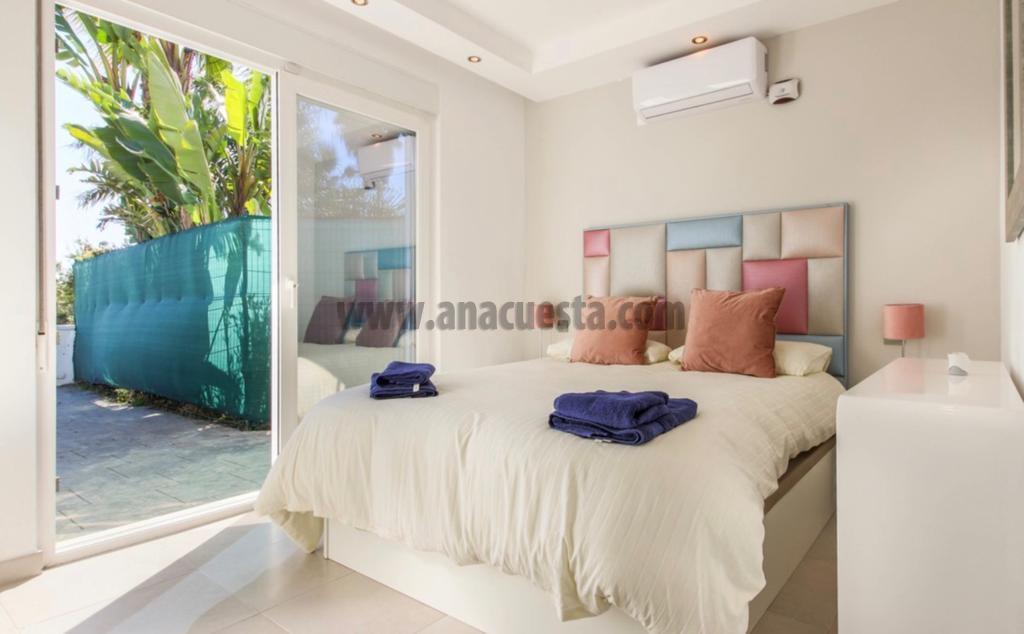 For sale of house in Estepona