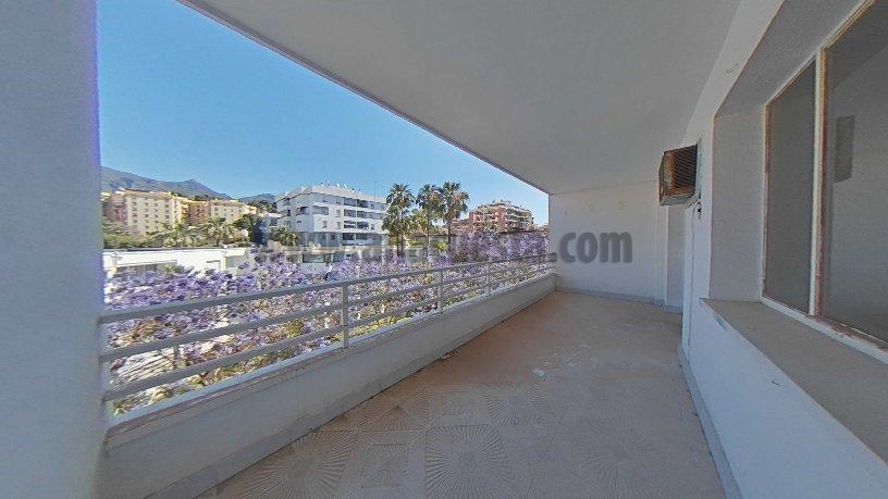 For sale of apartment in Marbella