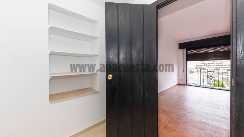 For sale of apartment in Puerto Banús