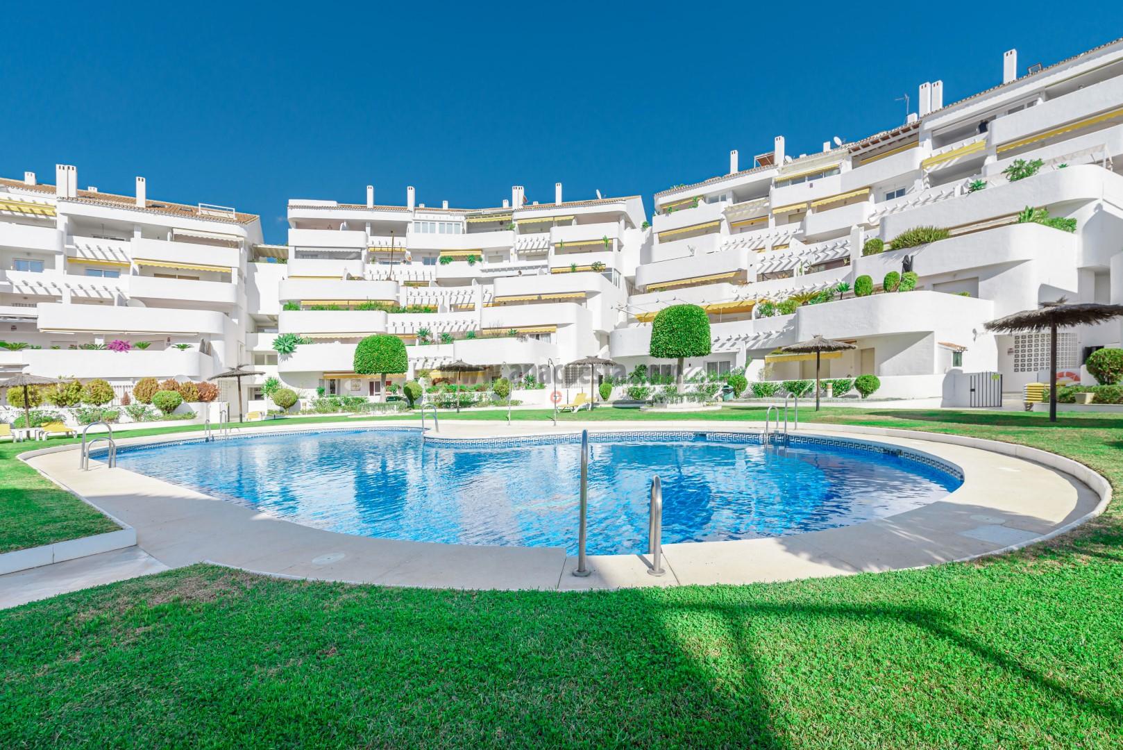 For sale of garage in Nueva Andalucía