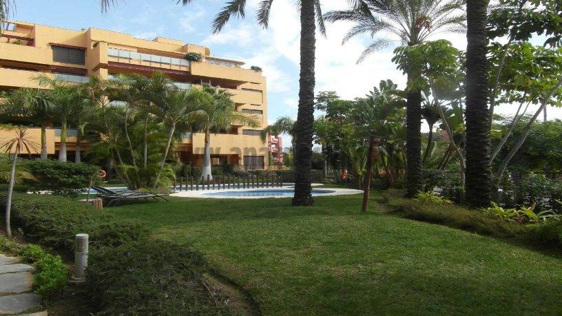 For sale of garage in Estepona
