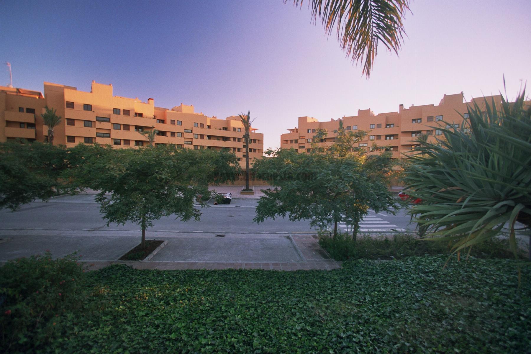 For sale of garage in Estepona