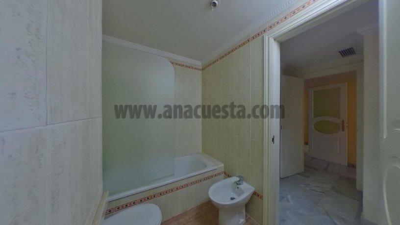 For sale of apartment in Marbella