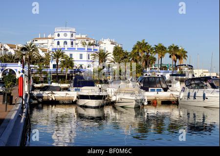 For sale of garage in Estepona