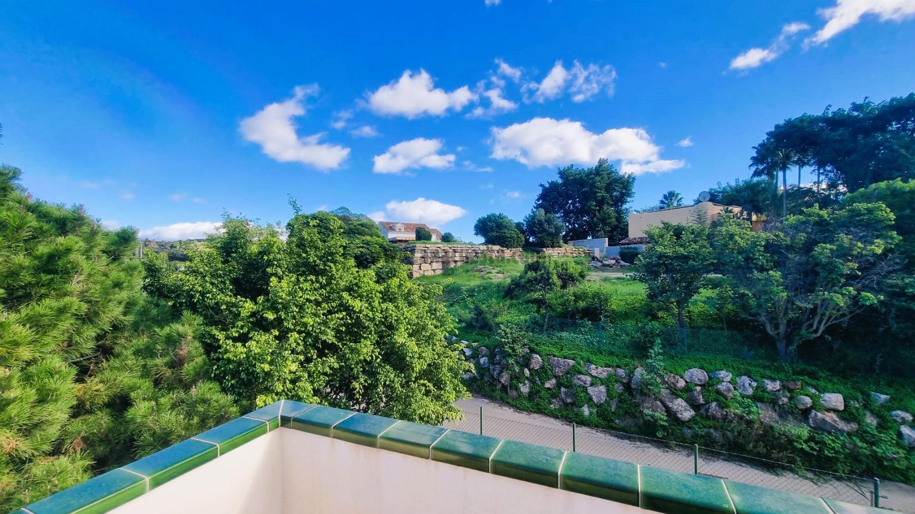 For sale of chalet in Estepona