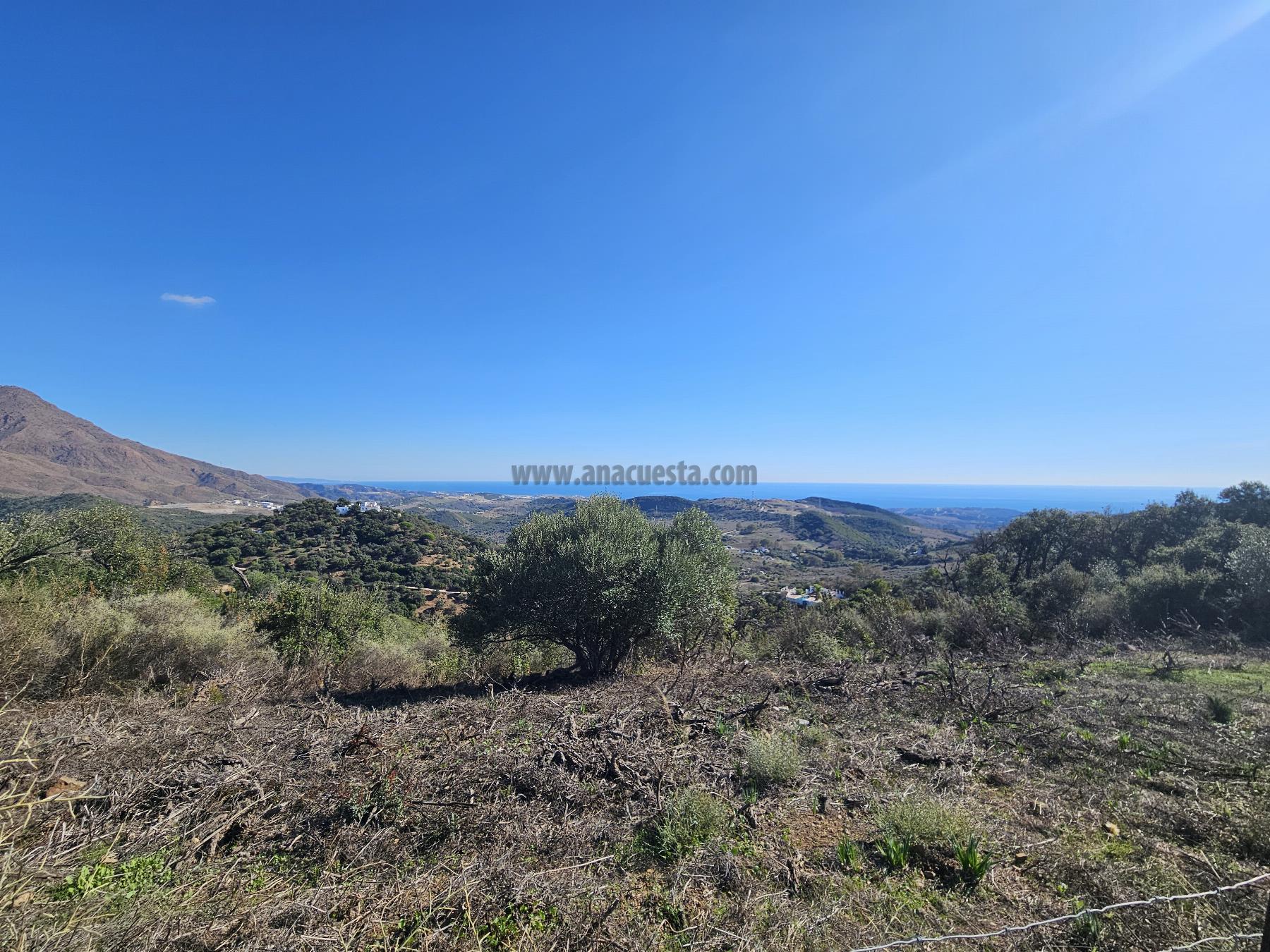 Venta de terreno en Casares