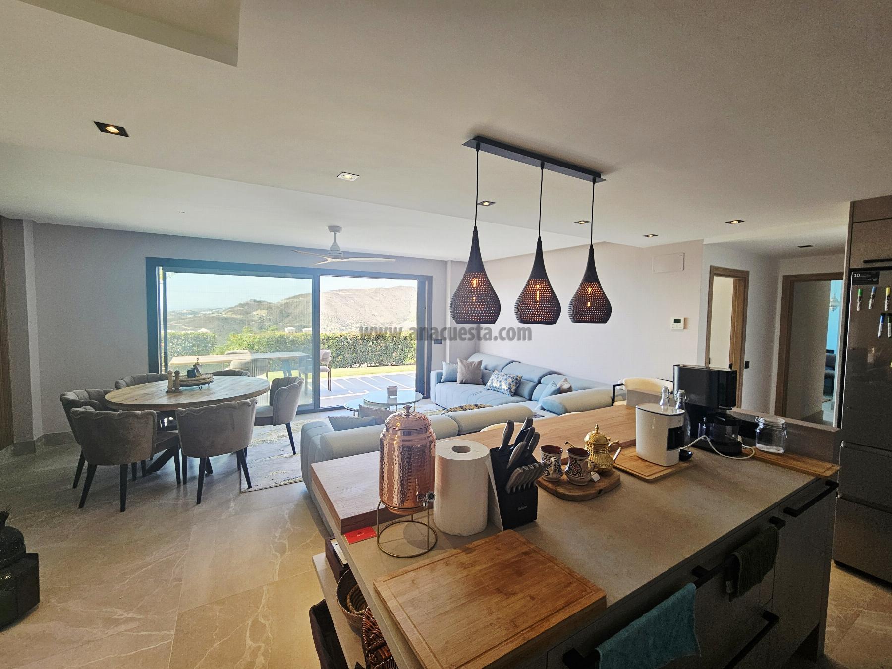 Venta de apartamento en Istan