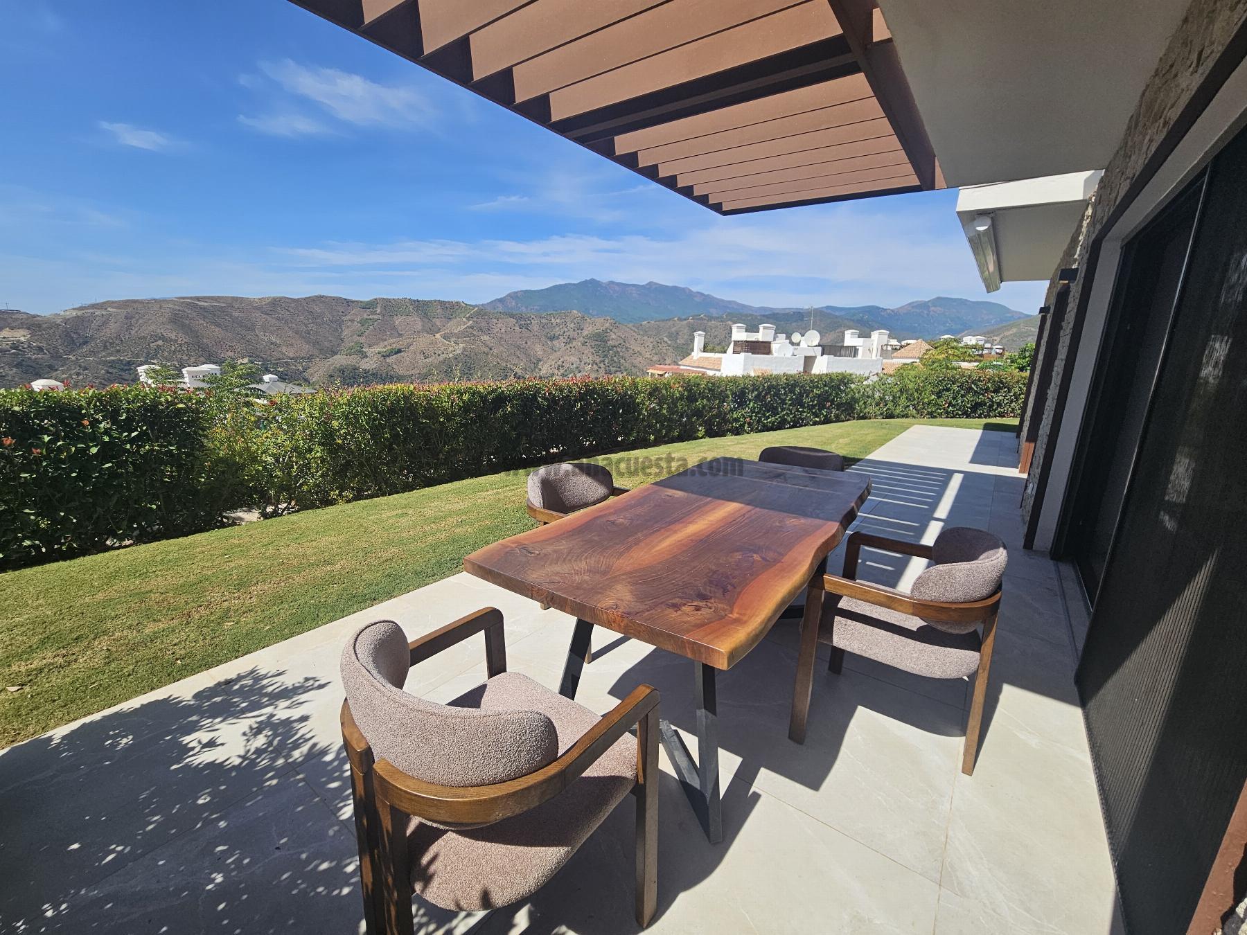 Venta de apartamento en Istan