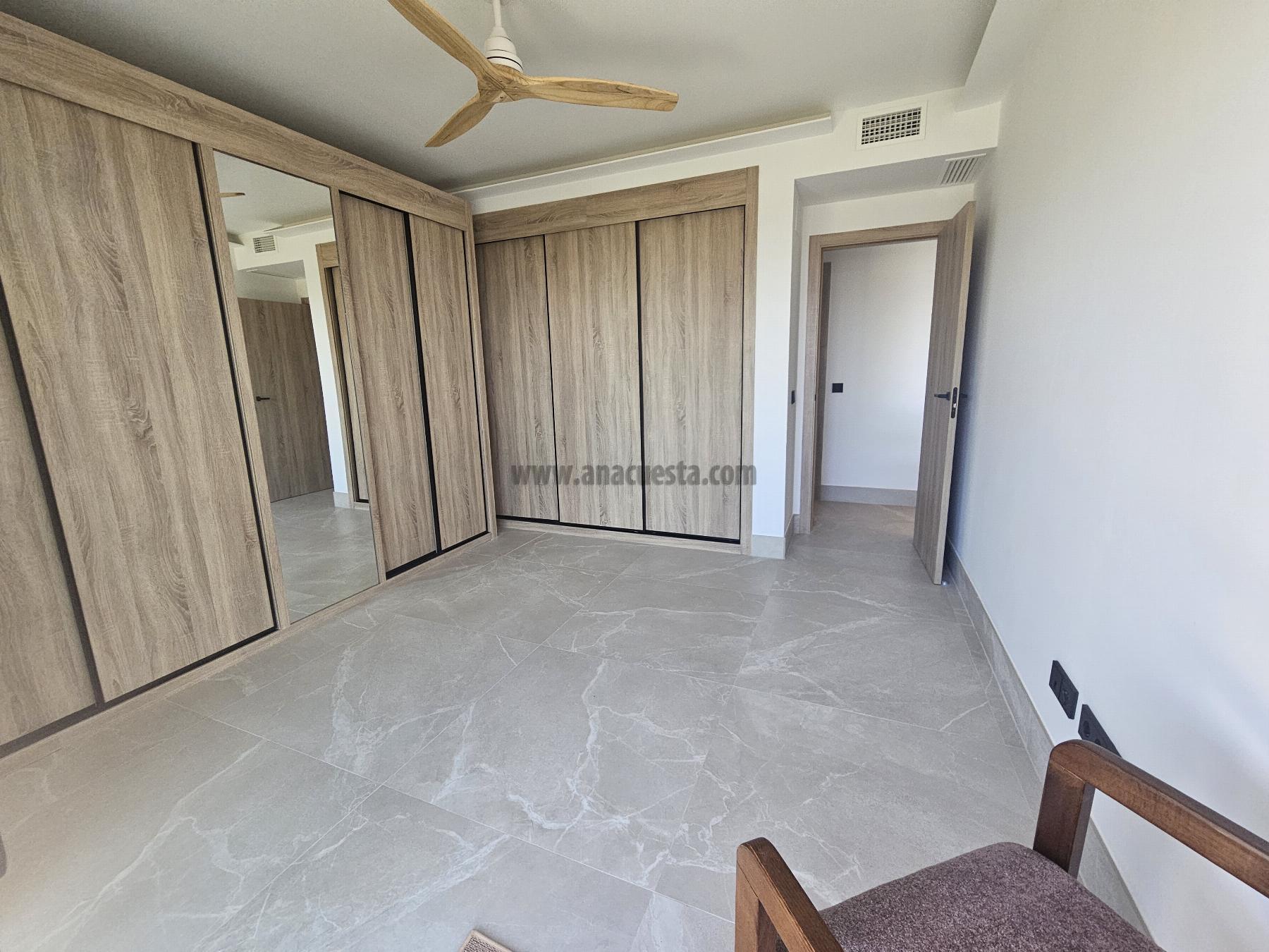 Venta de apartamento en Istan