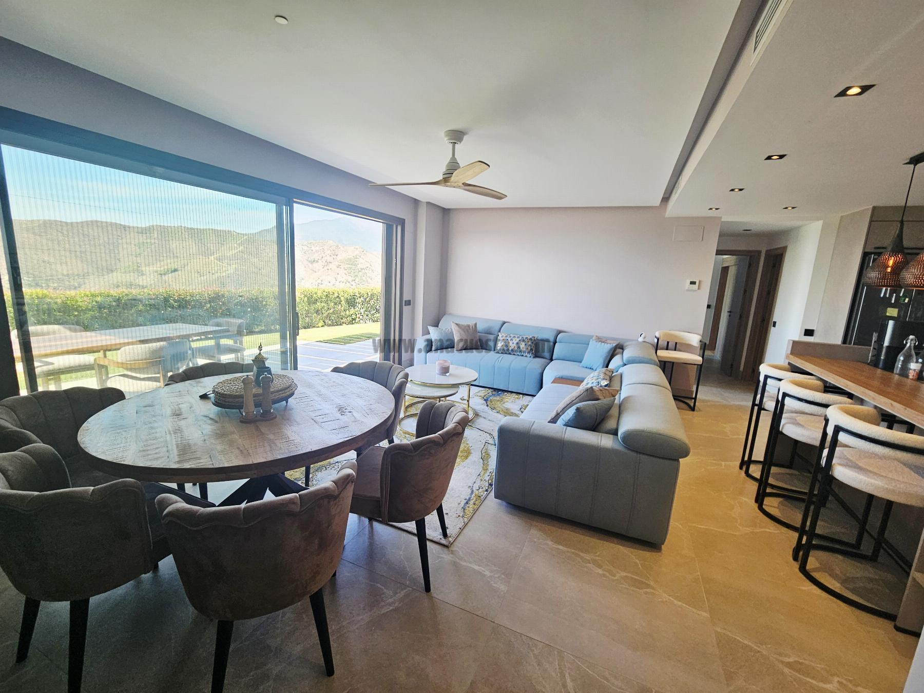 Venta de apartamento en Istan