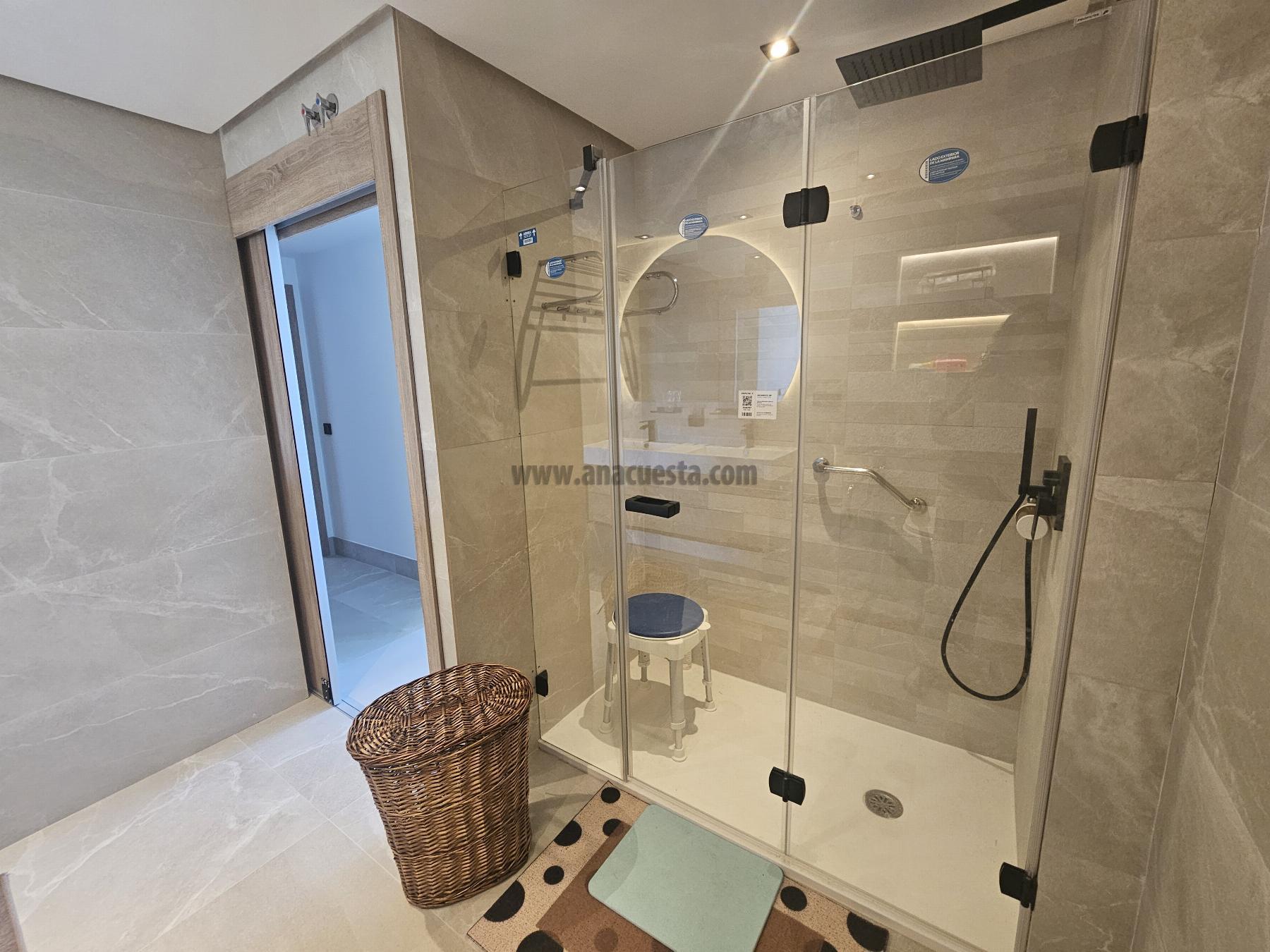 Venta de apartamento en Istan