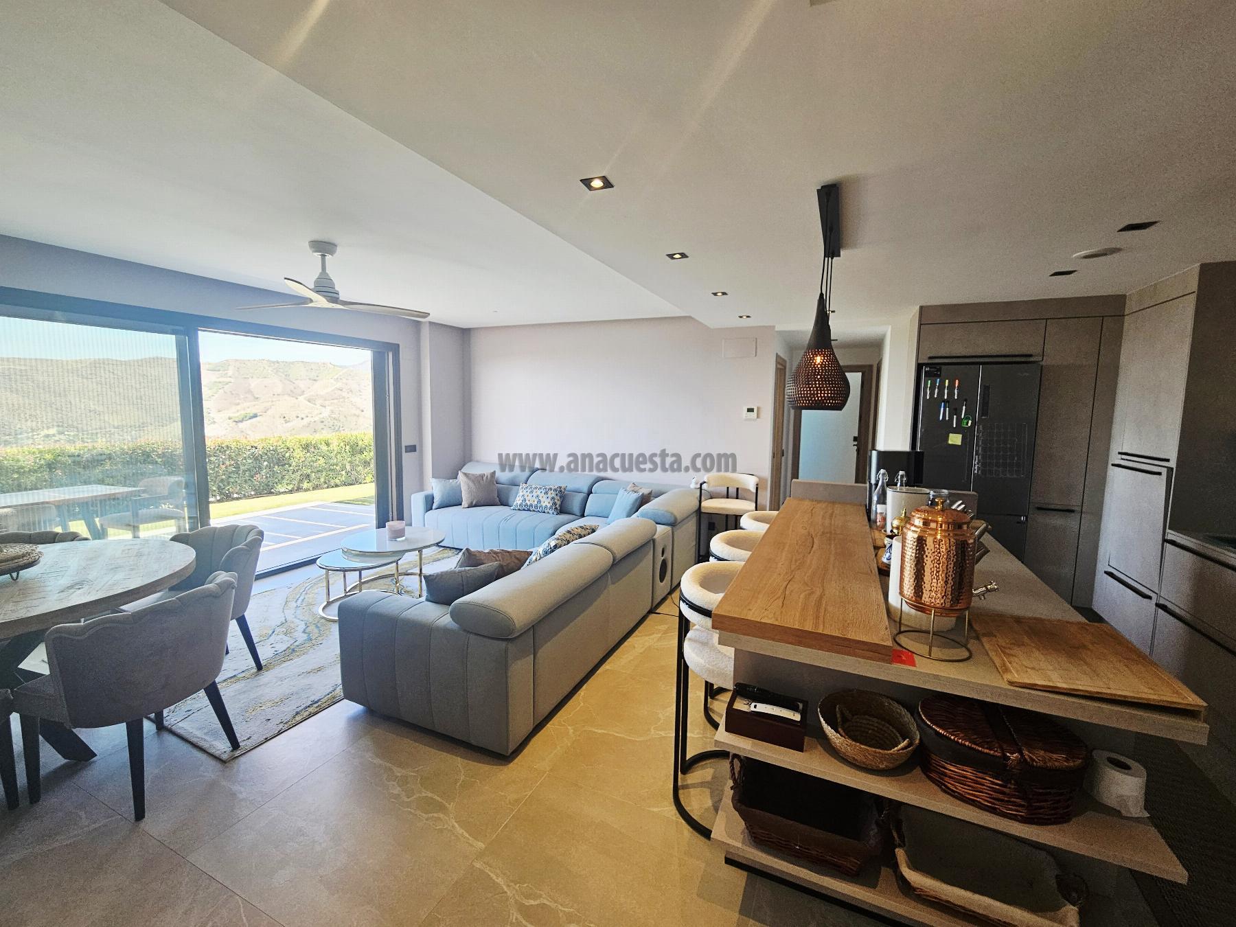 Venta de apartamento en Istan