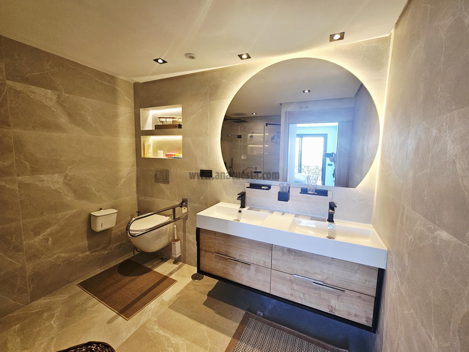 Venta de apartamento en Istan