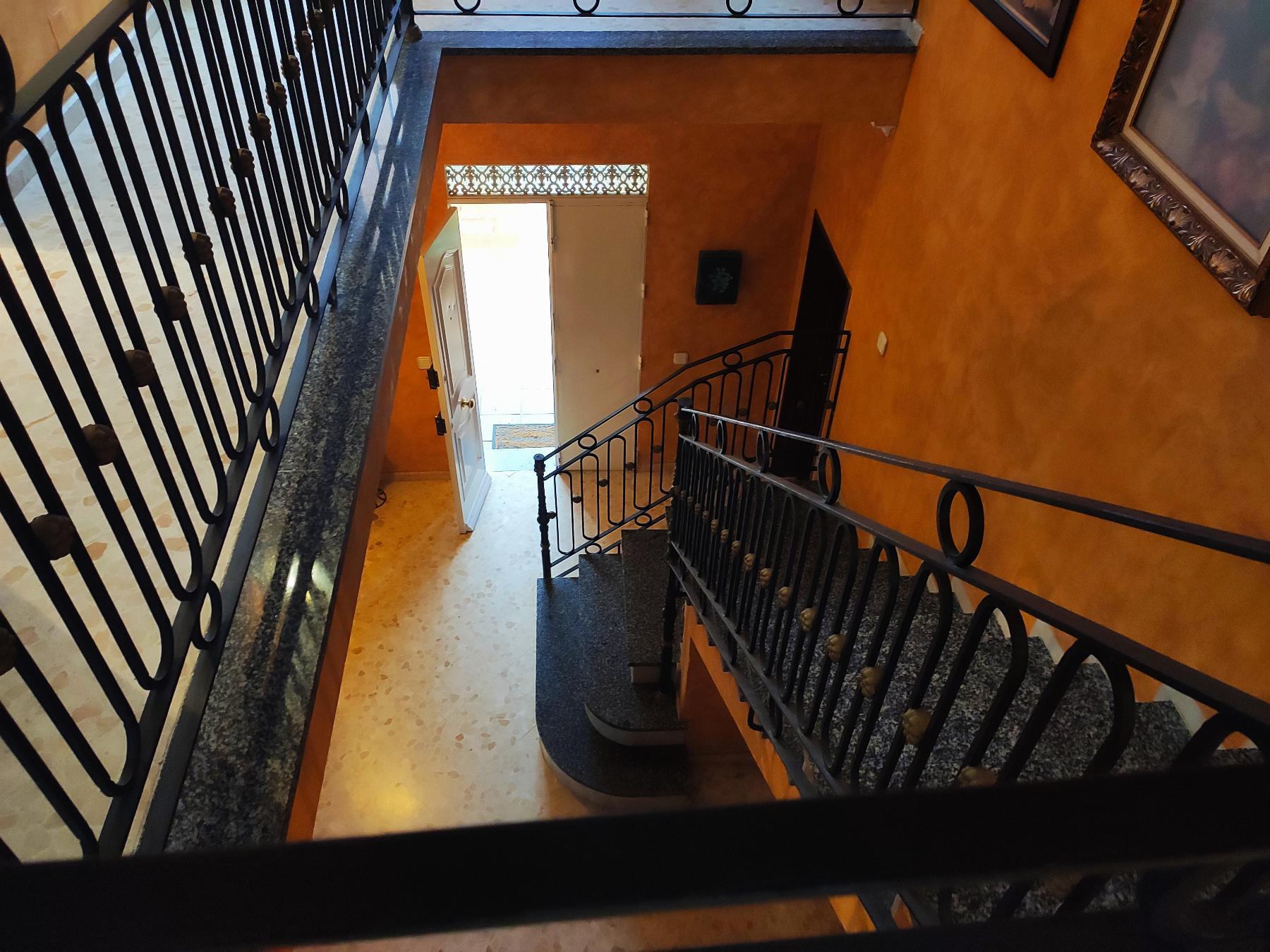 For rent of chalet in Espartinas