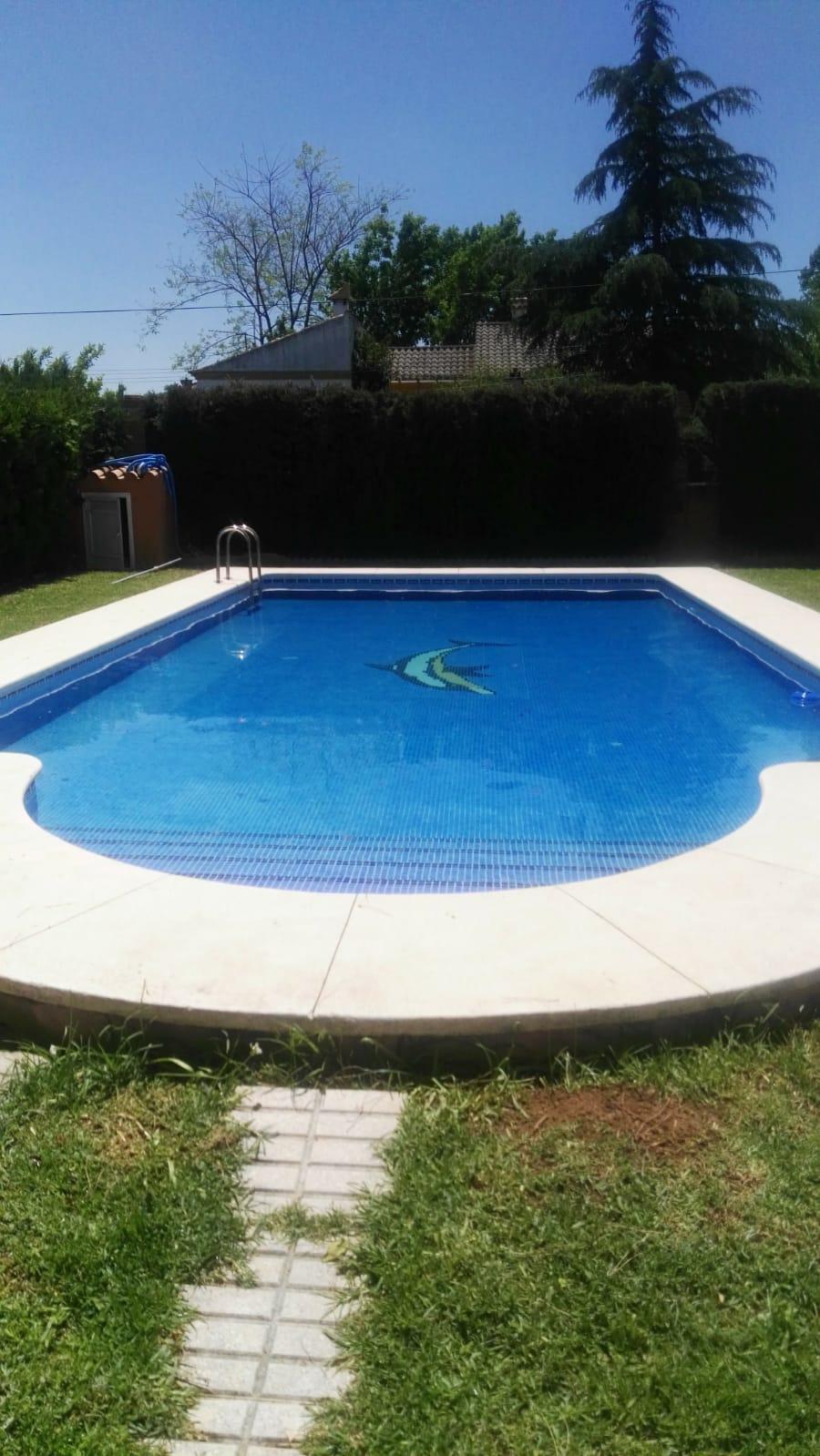 For rent of chalet in Espartinas