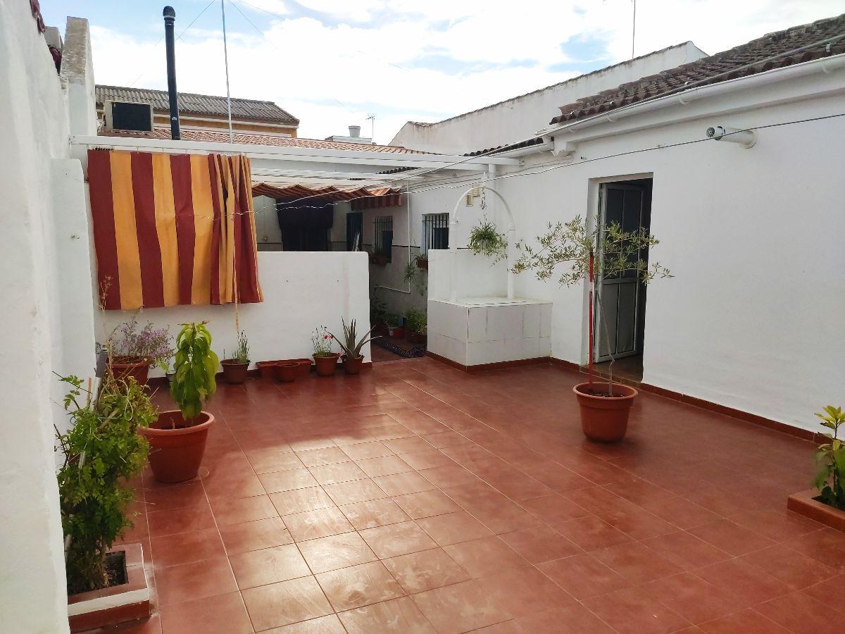 For sale of house in Pilas