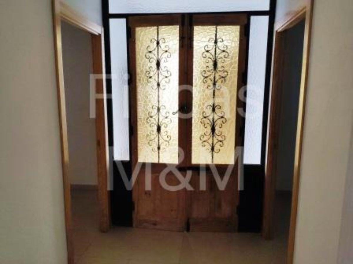 Venta de casa en Fuentes de León